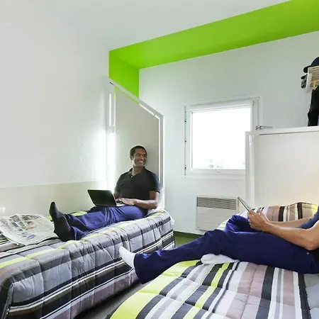 Hotel F1 Niort St Maixent 3*